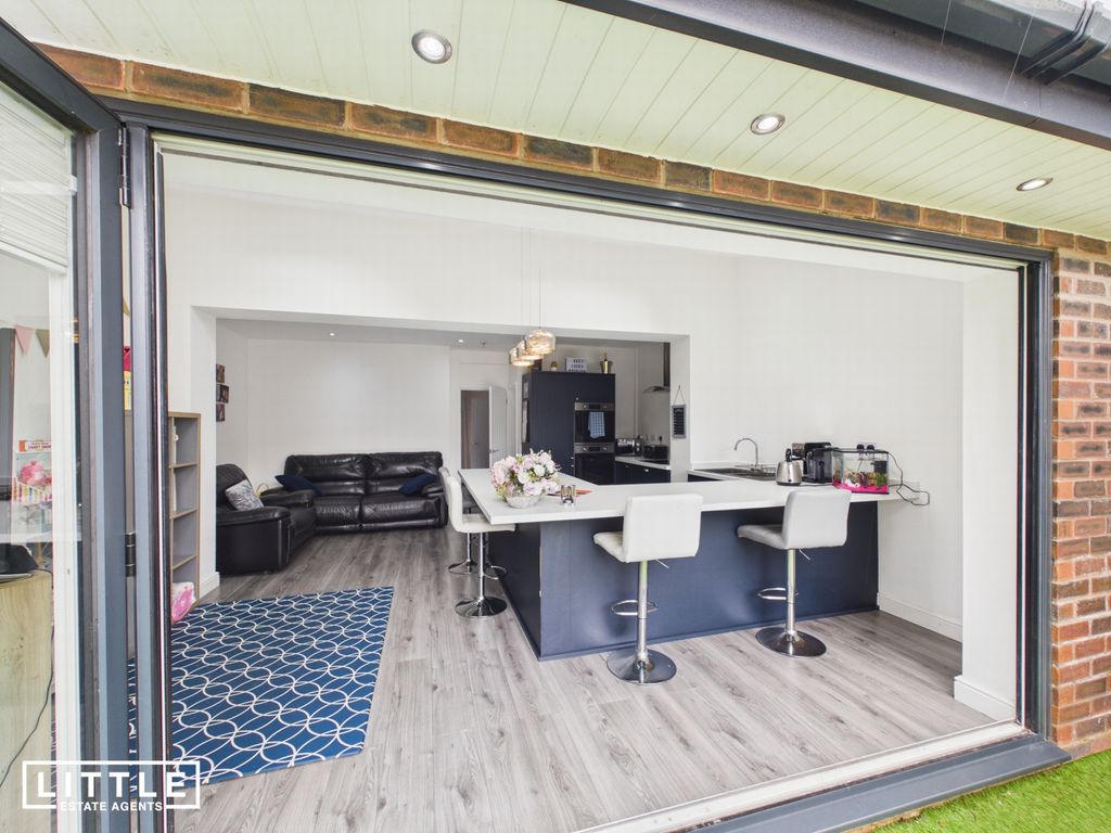 Property photo 2 of 26 Photo 5