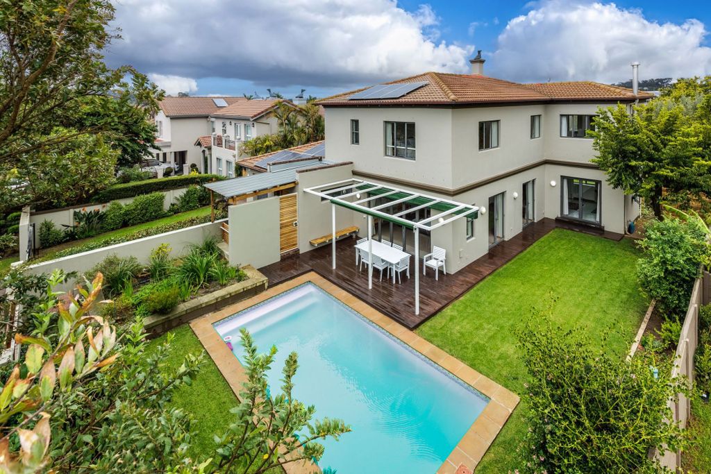 Property photo 1 of 37 Dbv1737127