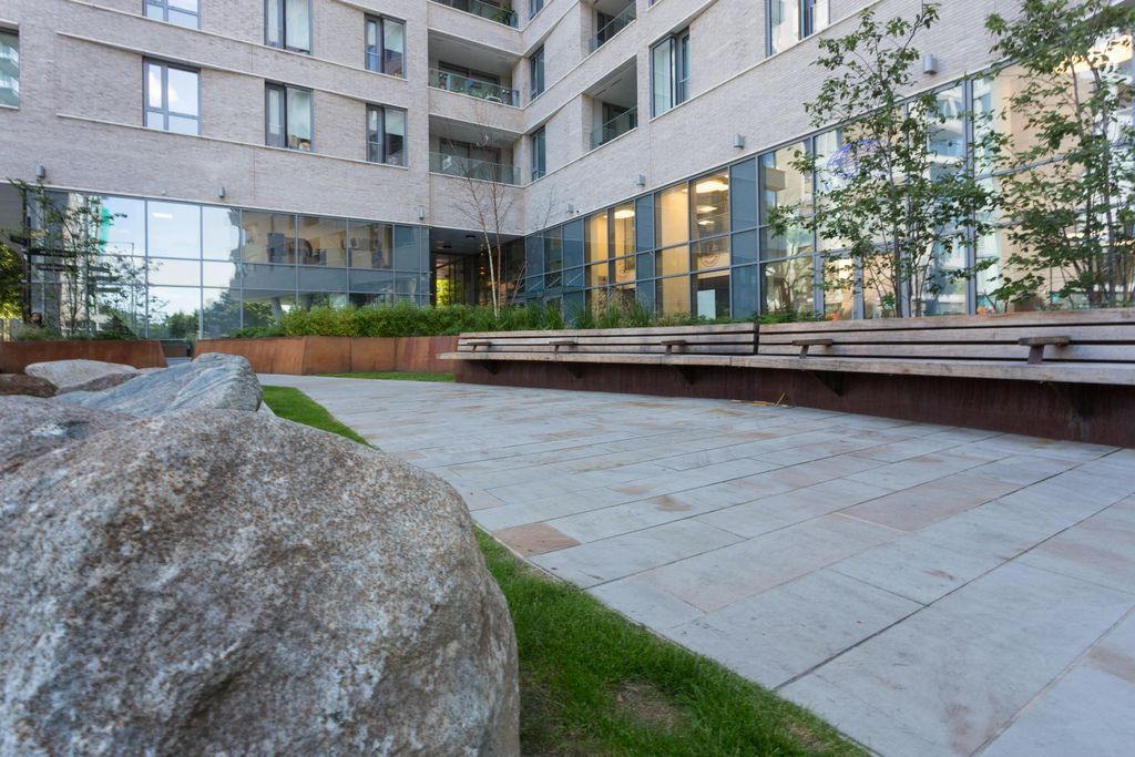 Property photo 3 of 10 6Onyxkingscrosse4.Jpg