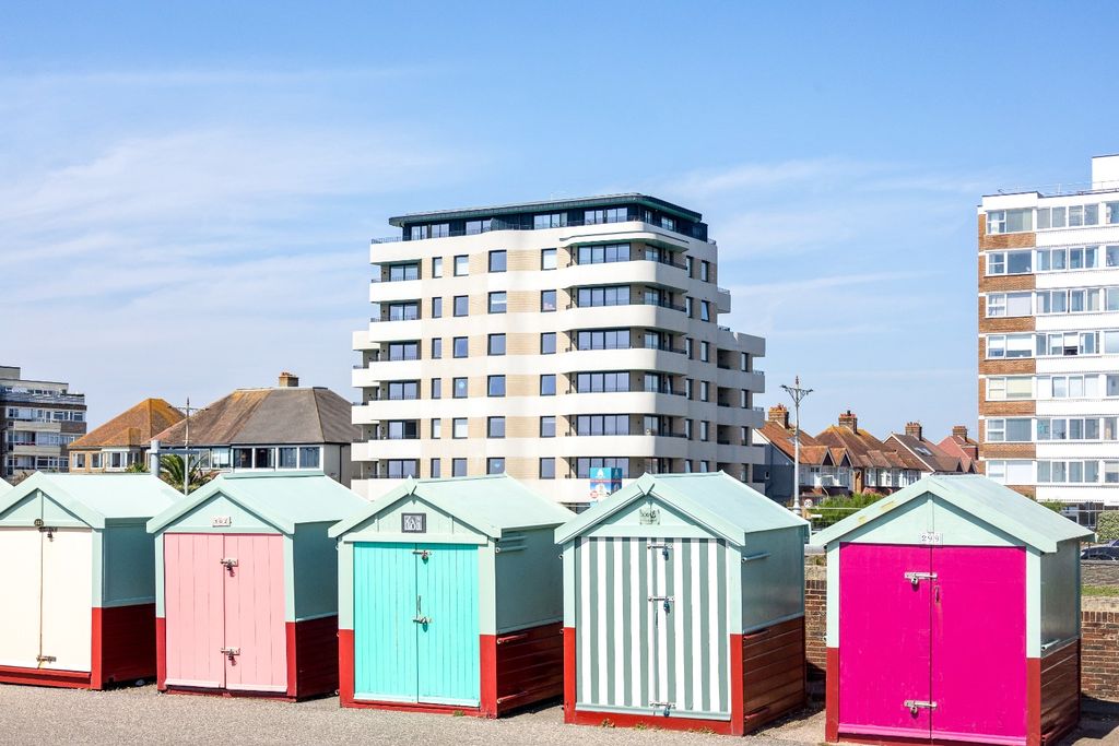 Property photo 3 of 21 4653954