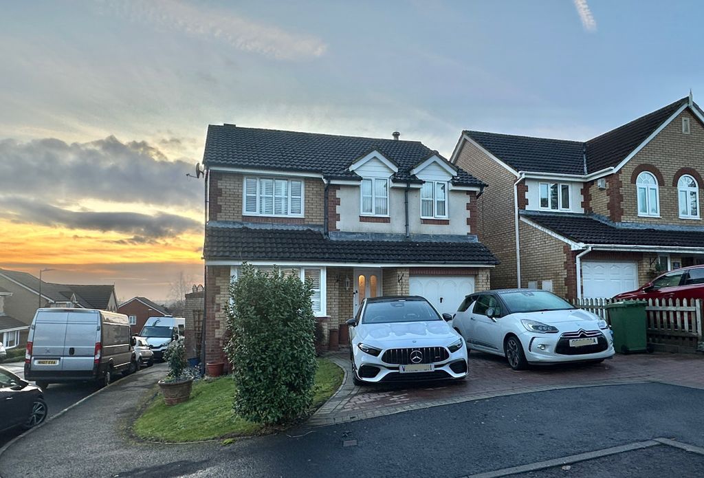 Property photo 1 of 24