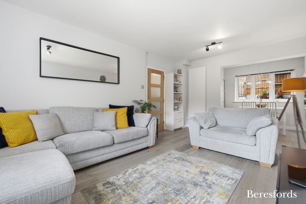 Property photo 2 of 21 Picture No. 19