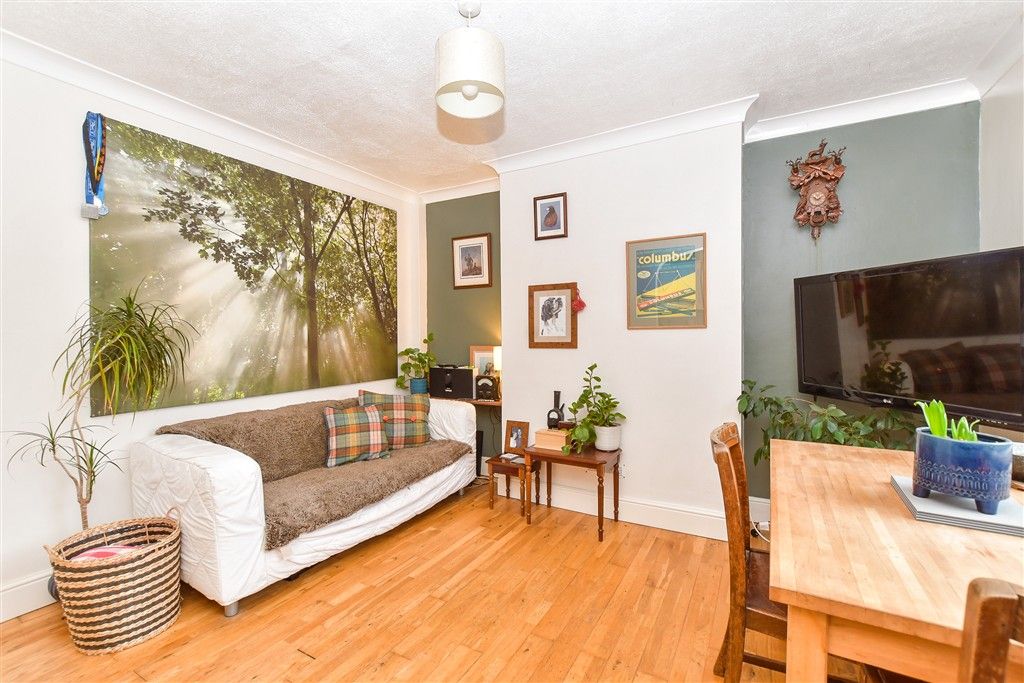 Property photo 3 of 12 Dining Area