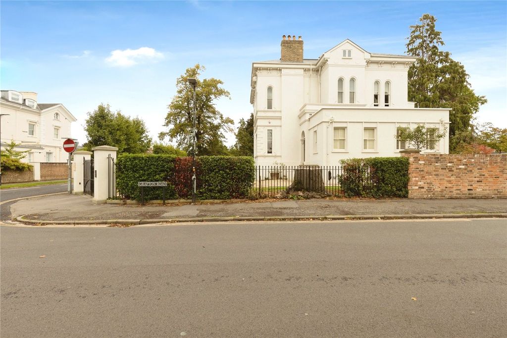 Property photo 1 of 15 Picture No. 01