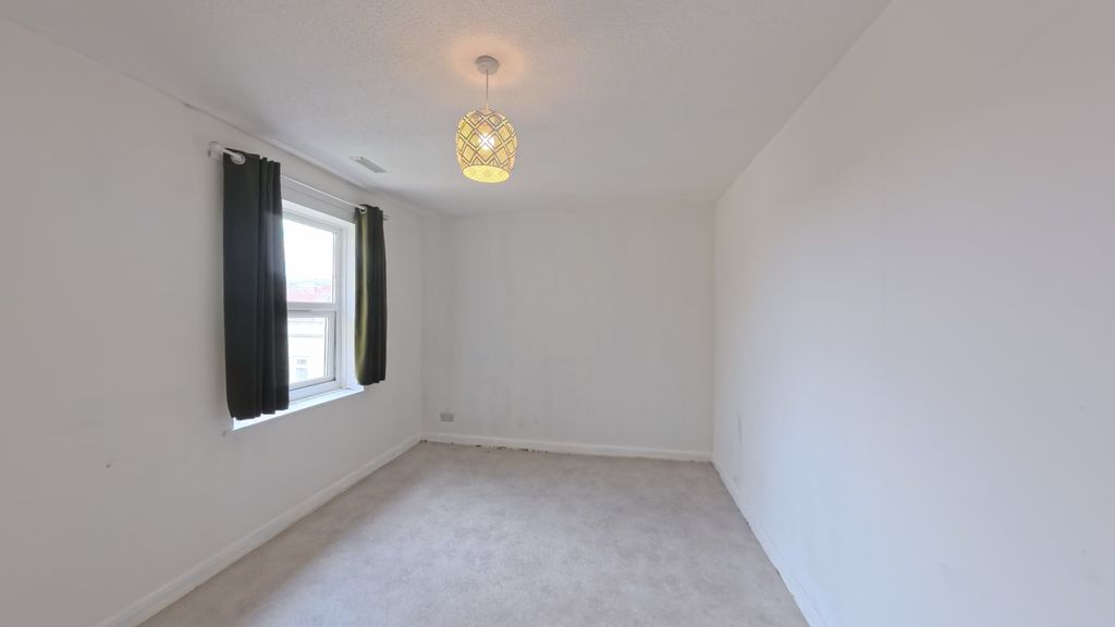 Property photo 3 of 5 Bedroom One