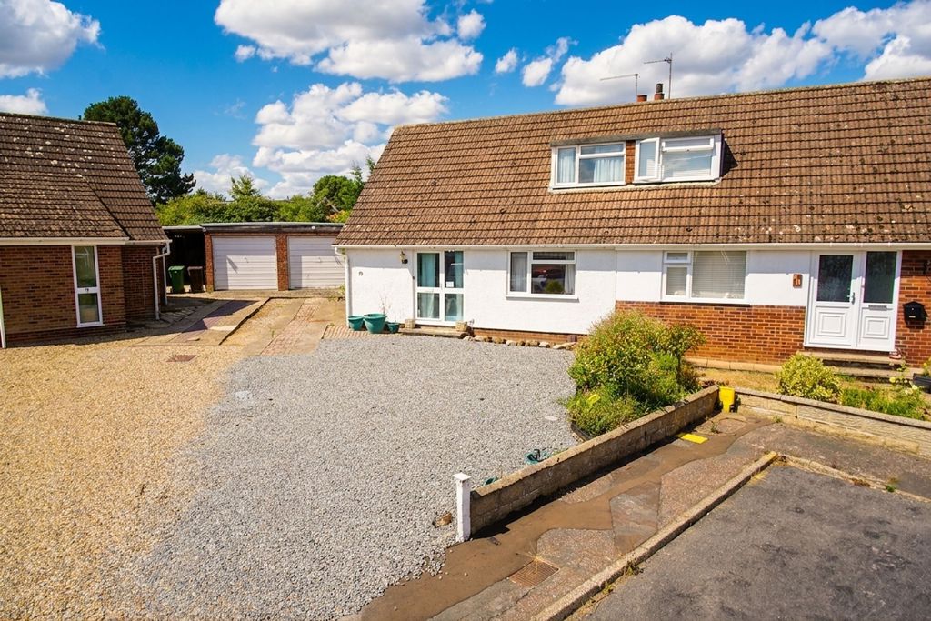 Property photo 1 of 20