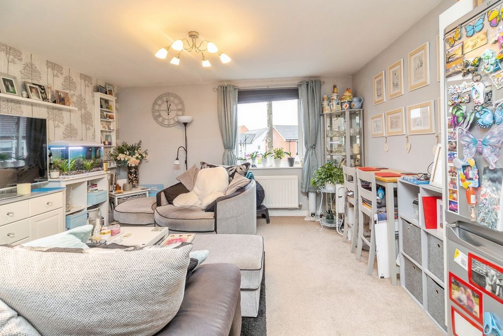 Property photo 2 of 19 Pbox-Img.Jpg