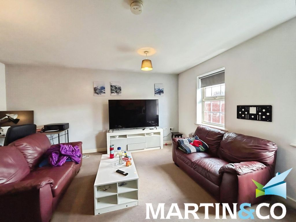 Property photo 3 of 8 User_Edited_Photo-185c6Ec7_User-Edited-41654376-d1