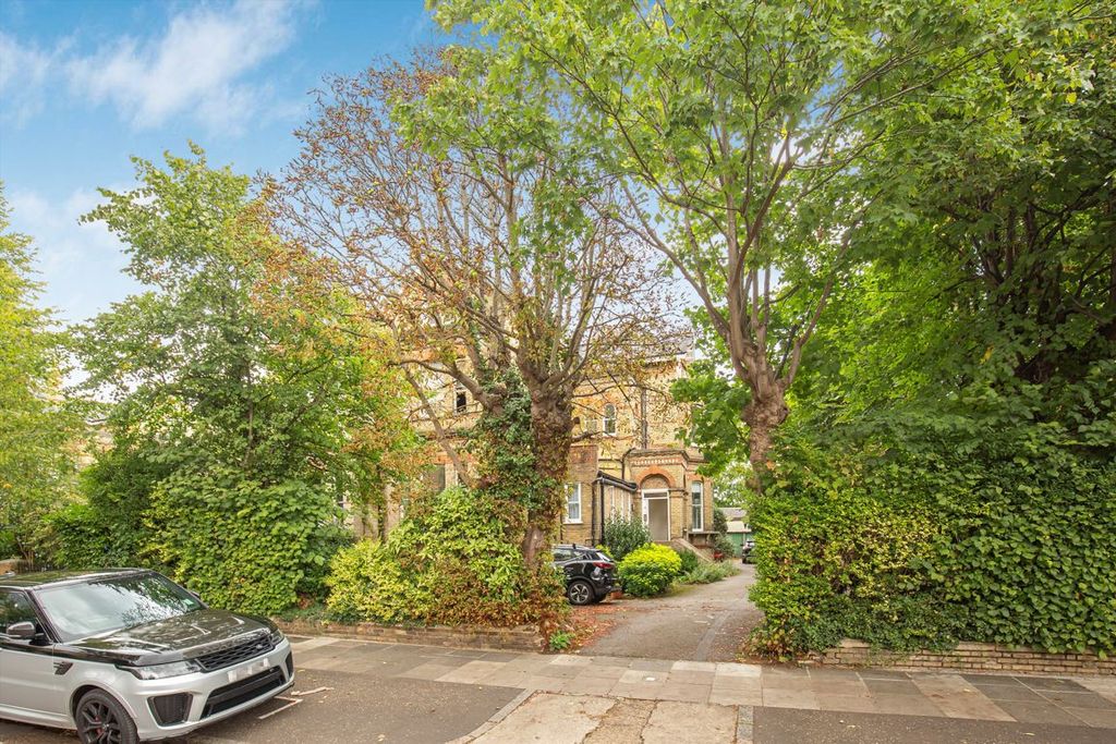 Property photo 1 of 6
