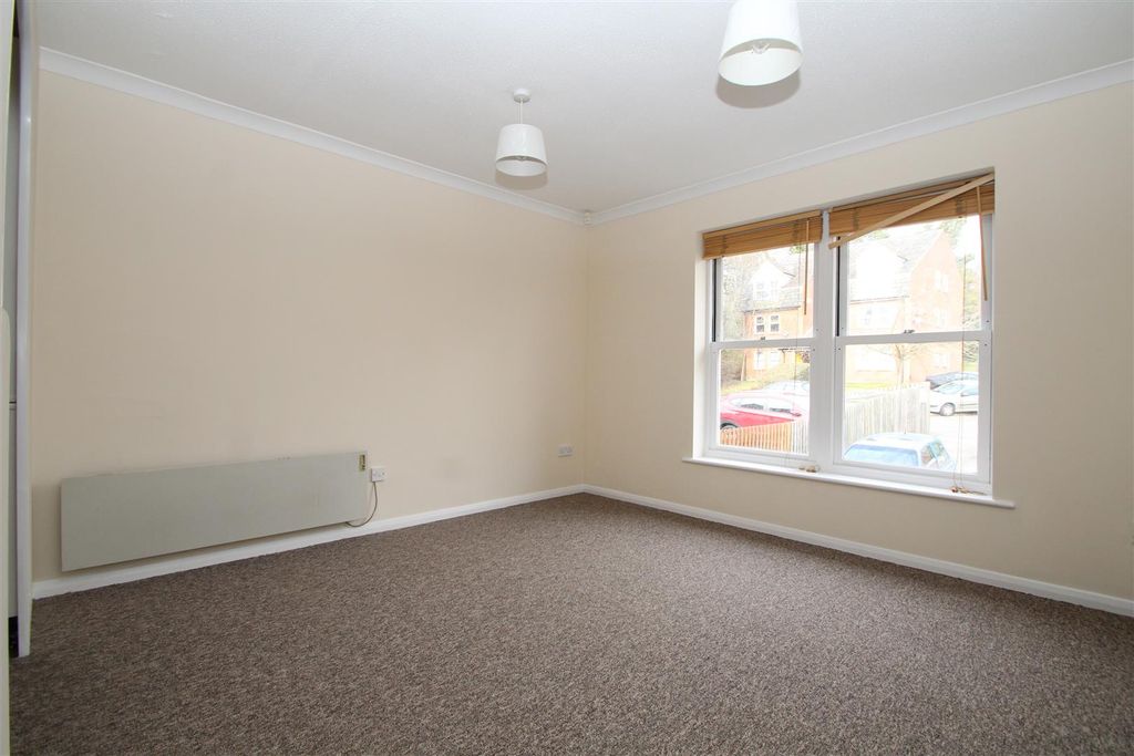 Property photo 2 of 9 Img_6933.Jpg