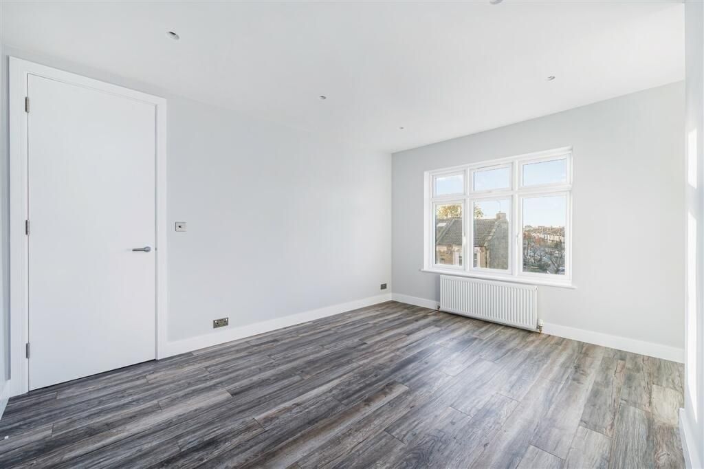 Property photo 3 of 6 Helliwell & Co.