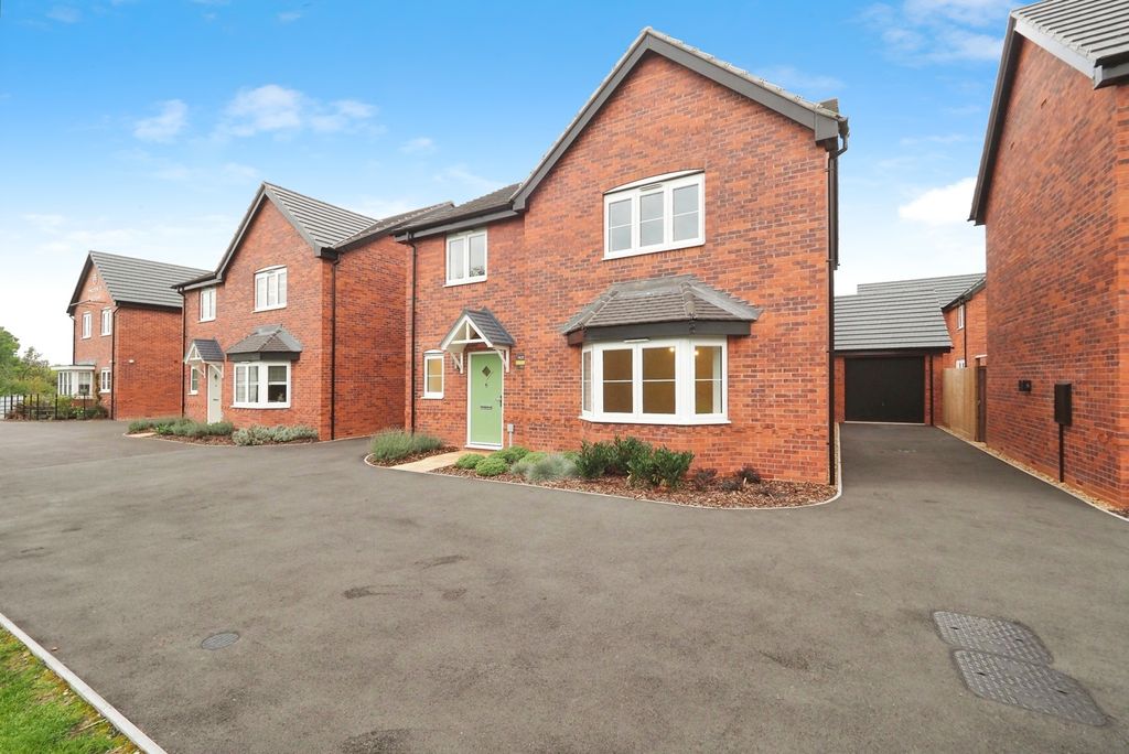 Property photo 2 of 17 Front