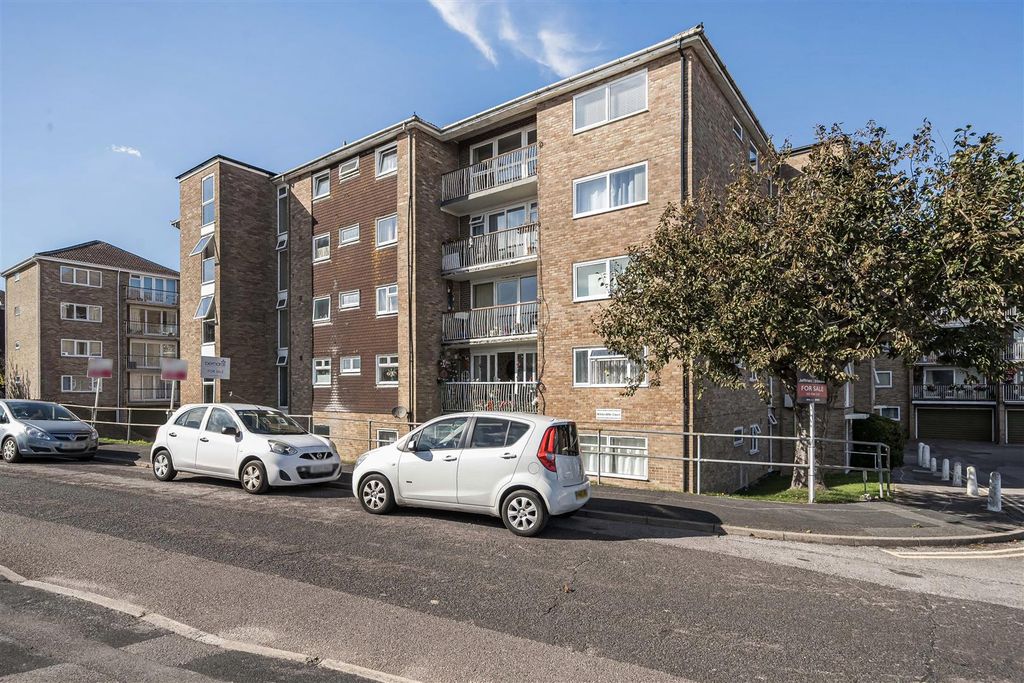 Property photo 3 of 15 Outside