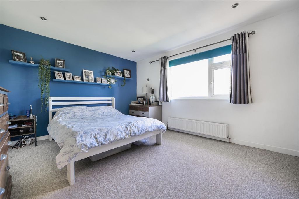 Additional image 6 of 6 bed detached house for saleBohelland Rise, Penryn TR10