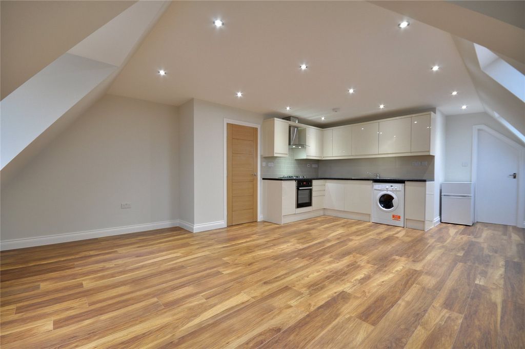 Property photo 2 of 21 Picture No. 07