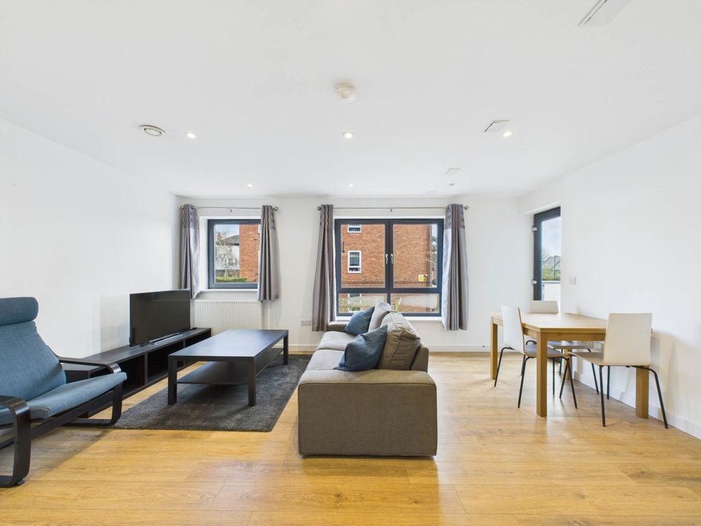 Property photo 3 of 10