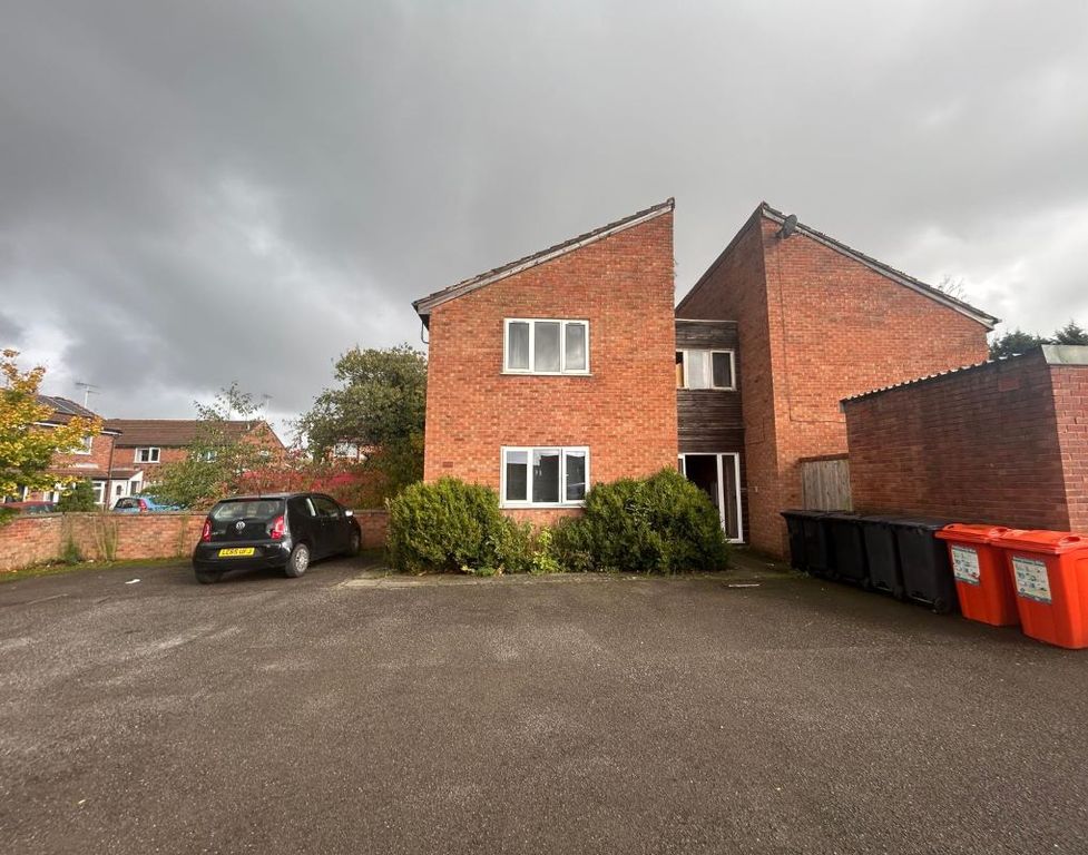 Property photo 1 of 6