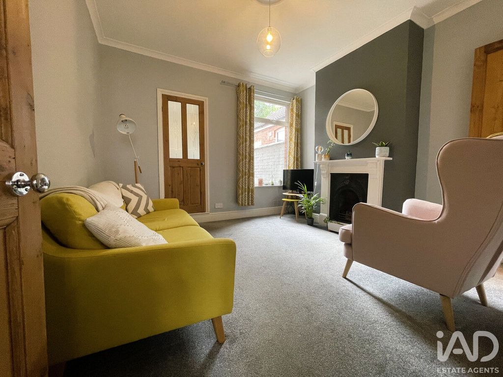 Property photo 2 of 16