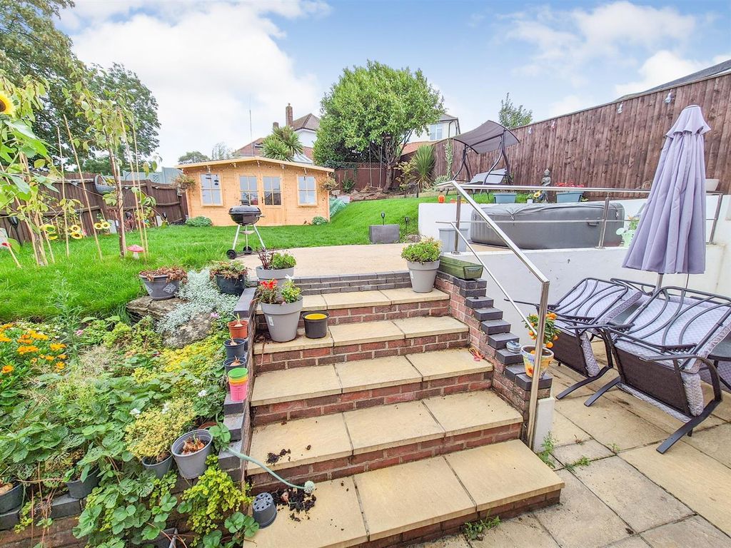 Property photo 2 of 15 116Vicg4.Jpg