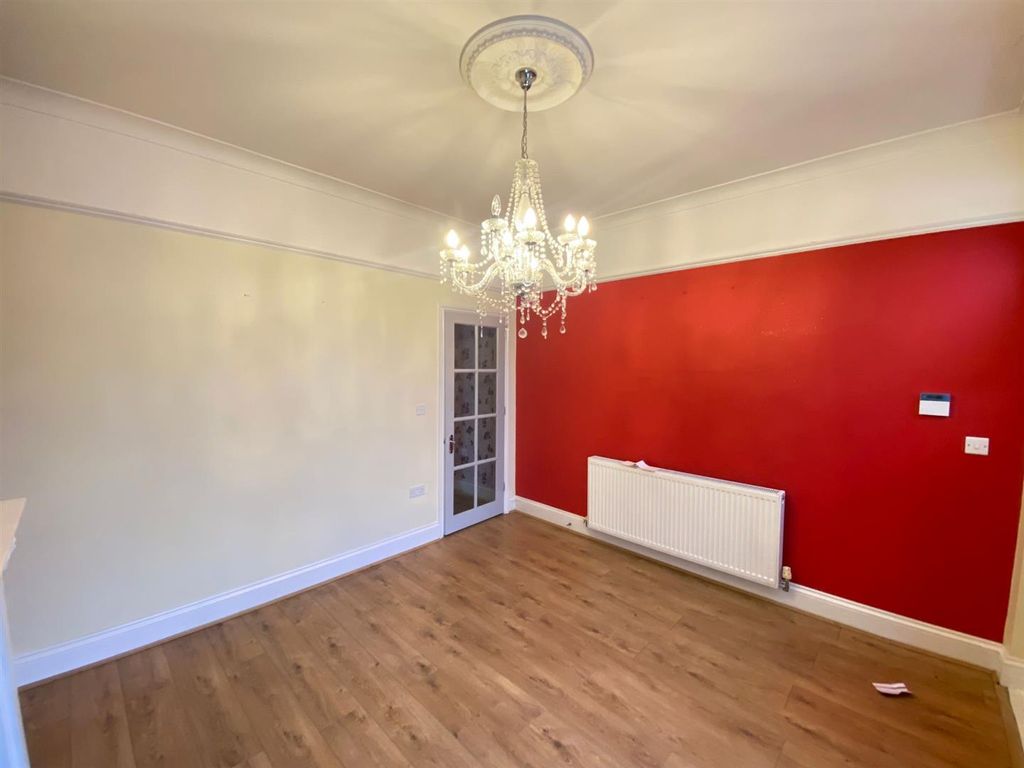 Property photo 3 of 15 3.Jpg