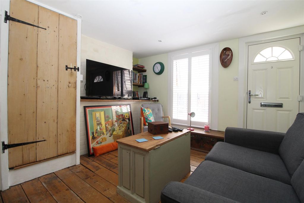 Property photo 3 of 16 Img_8227.Jpg
