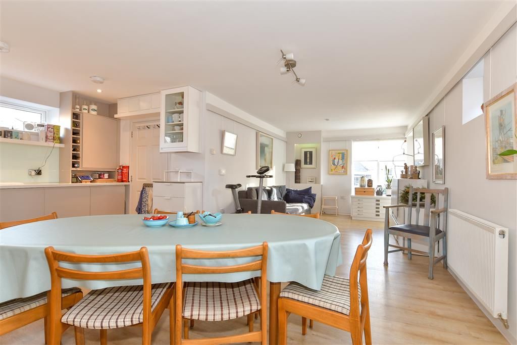 Property photo 3 of 8 Kitchen/Lounge/ Dining Area