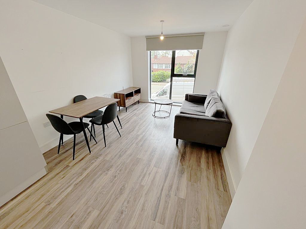 Property photo 2 of 9