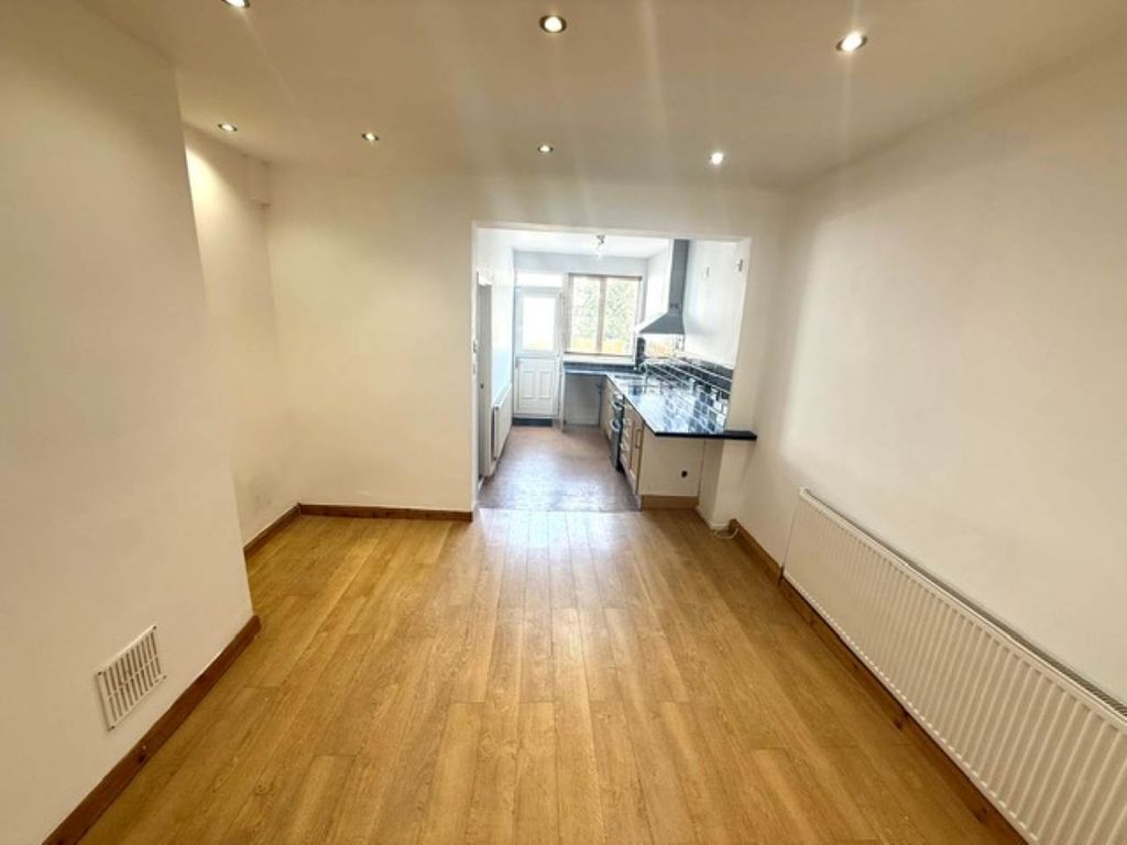 Property photo 3 of 27 Img_1184