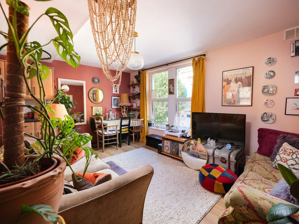 Property photo 1 of 17 Cnr50586.Jpg
