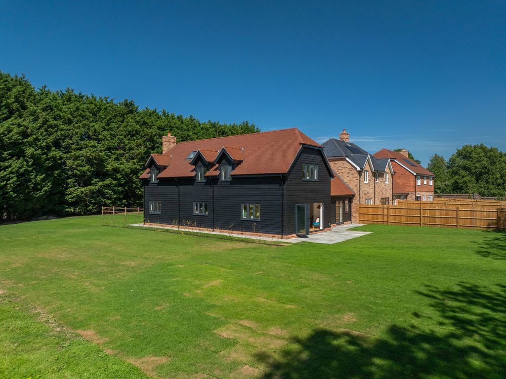 Property photo 1 of 45