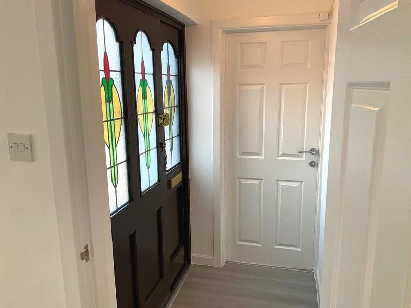 Property photo 3 of 21 Entrance