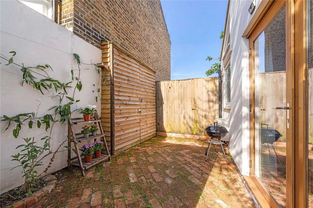 Property photo 3 of 12 Picture No. 20