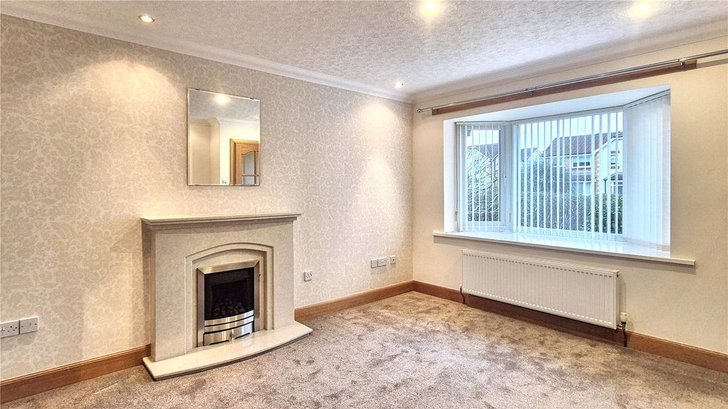 Property photo 2 of 16 Picture No. 10