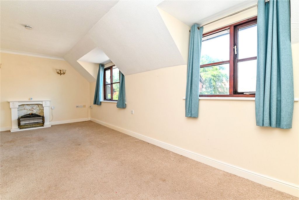 Property photo 2 of 15 Picture No. 04