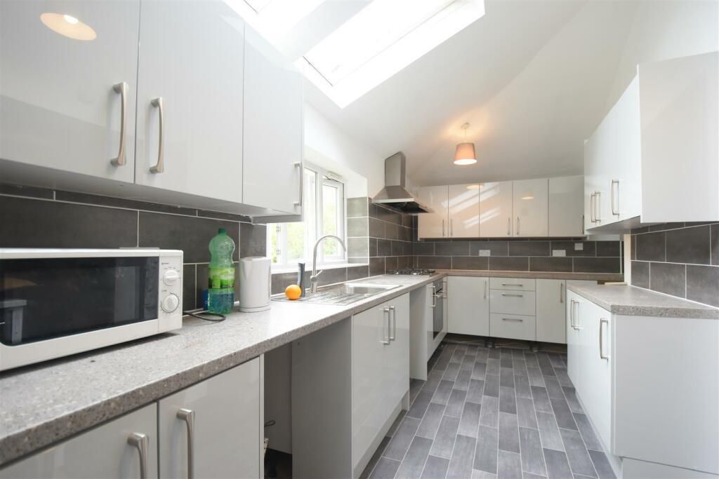 Property photo 2 of 12 13413637185600993.Jpeg