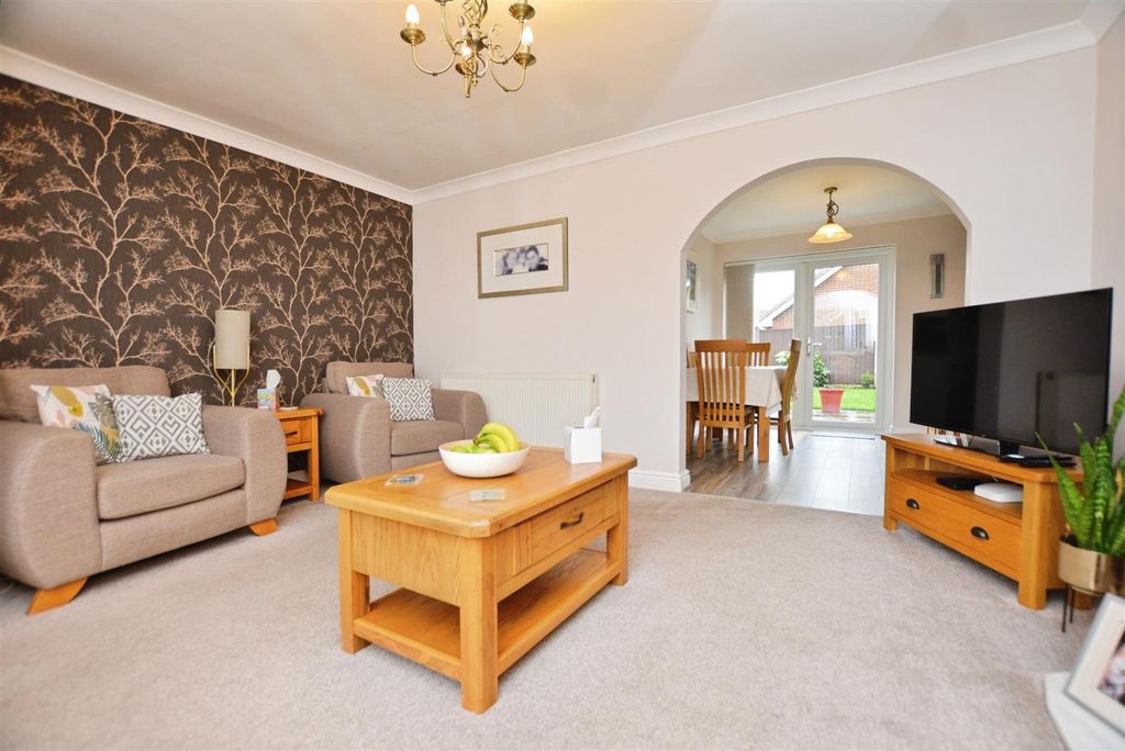 Property photo 2 of 17 Living Room