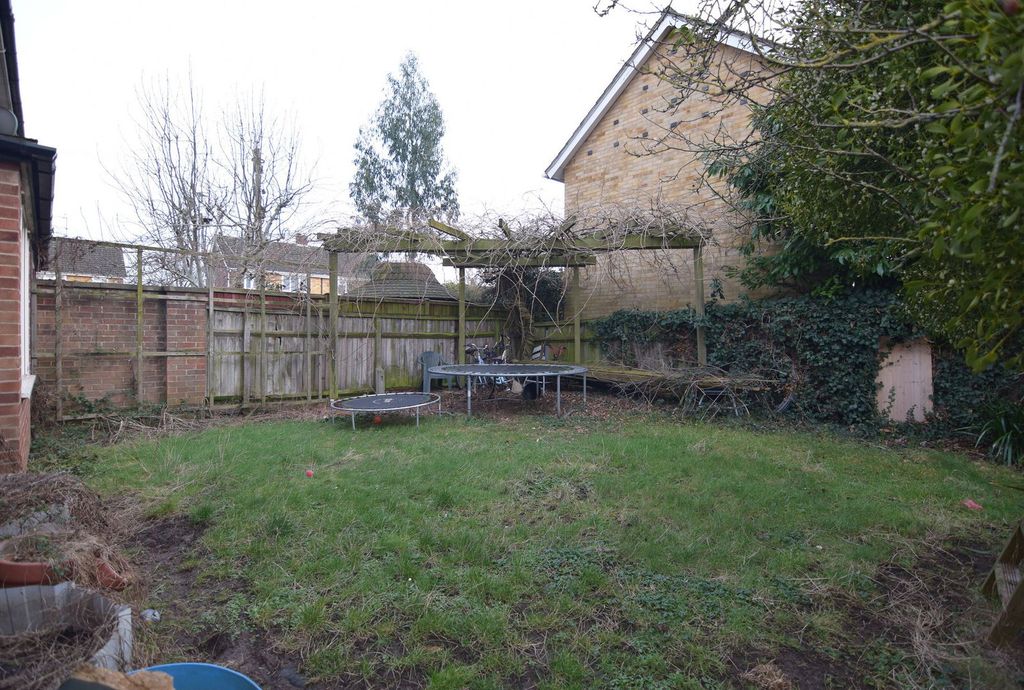 Property photo 3 of 11