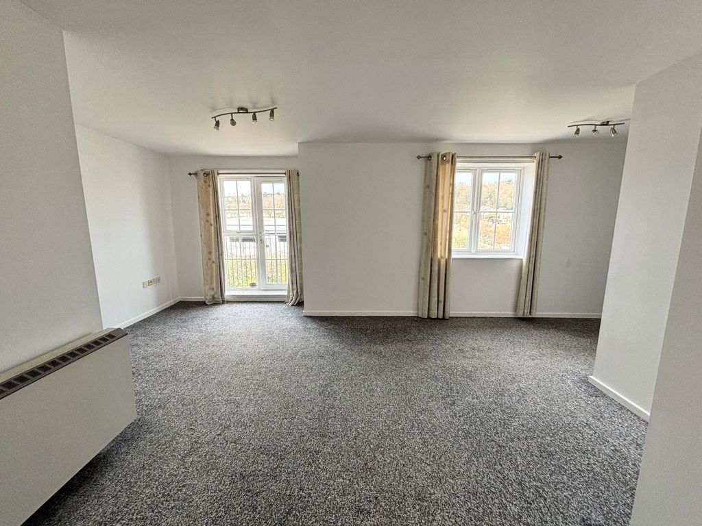 Property photo 2 of 8 Picture No. 09