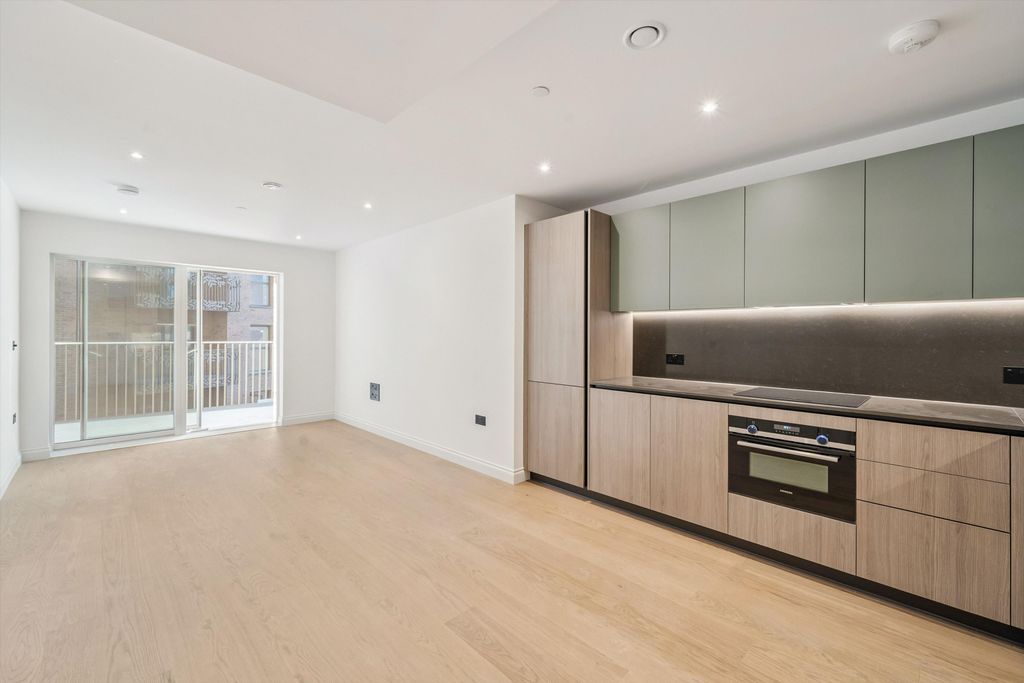 Property photo 2 of 10 Image