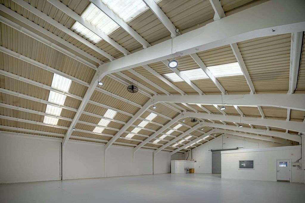 Property photo 2 of 7 Image 2