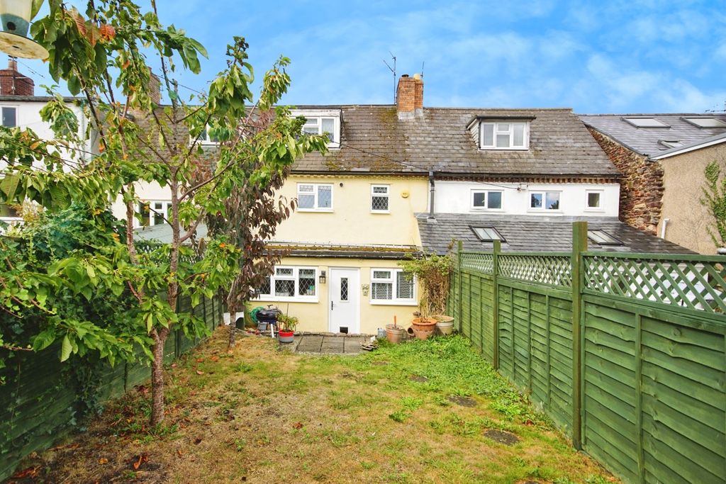 Property photo 2 of 18 Photo
