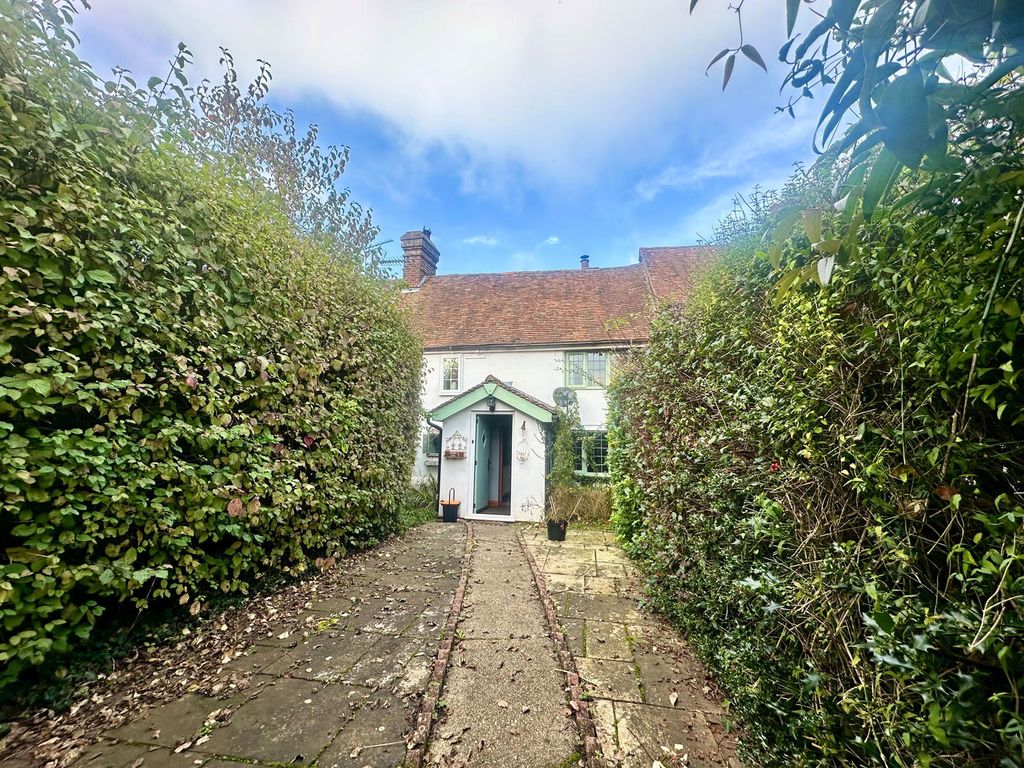 Property photo 2 of 28