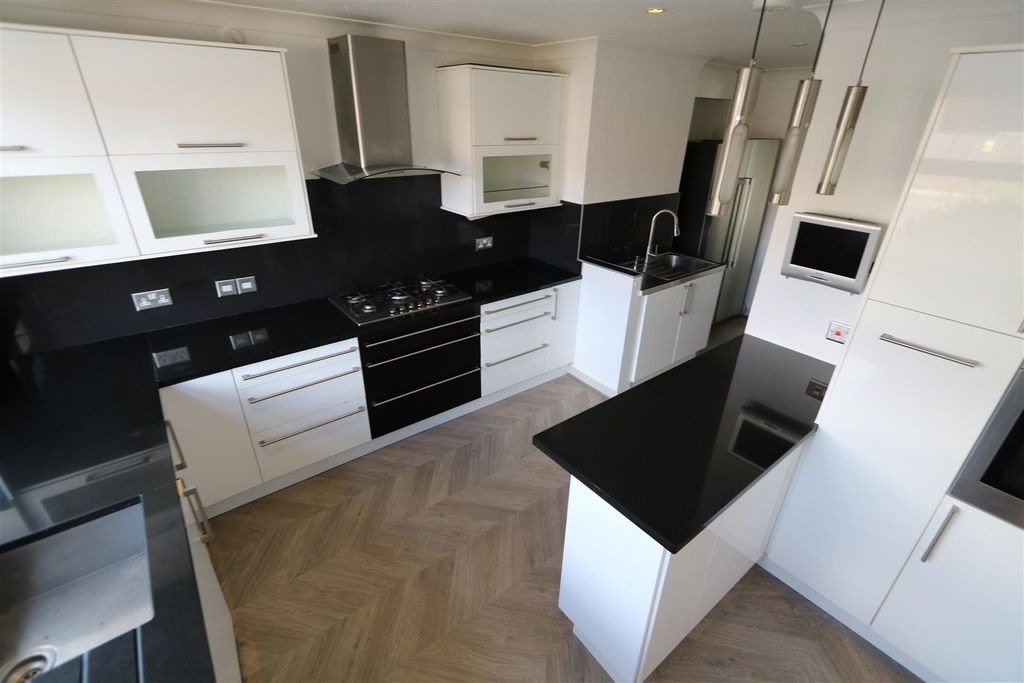 Property photo 1 of 9 Img_8486.Jpg