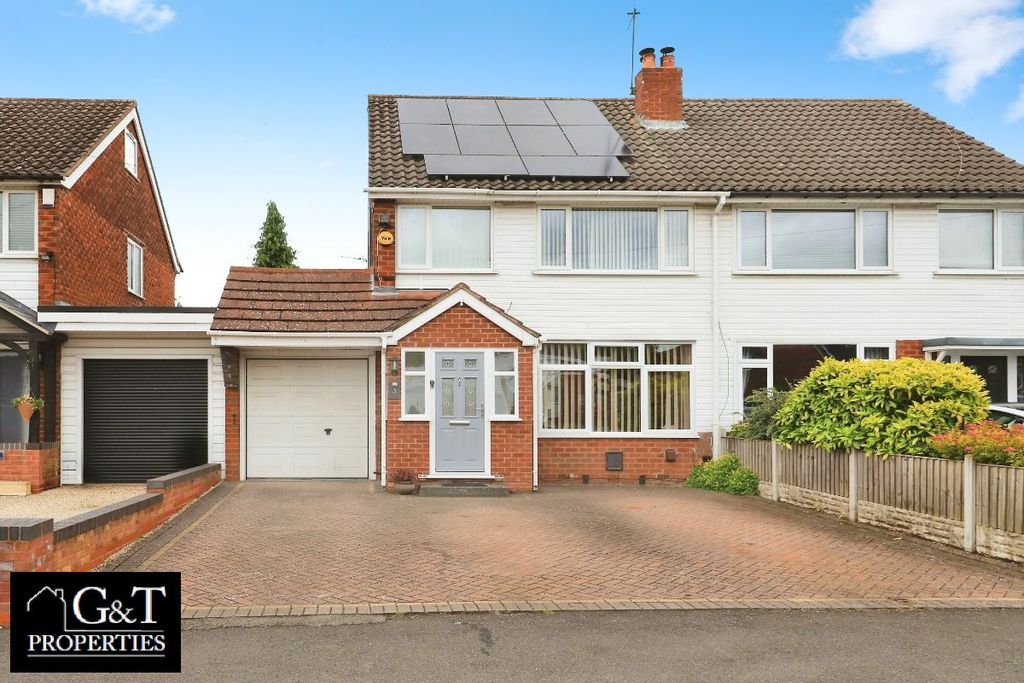 Property photo 1 of 31