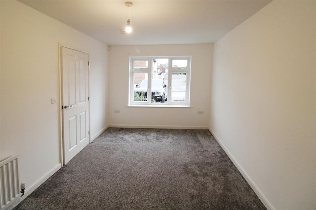 Property photo 2 of 9 Img_8986.Jpg