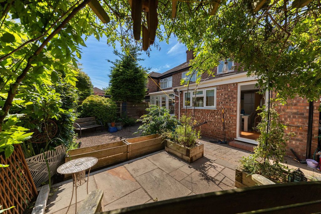 Property photo 2 of 24