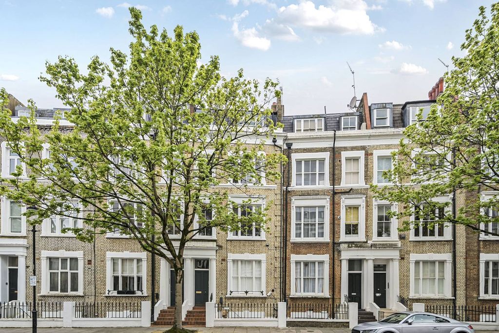 Property photo 1 of 18