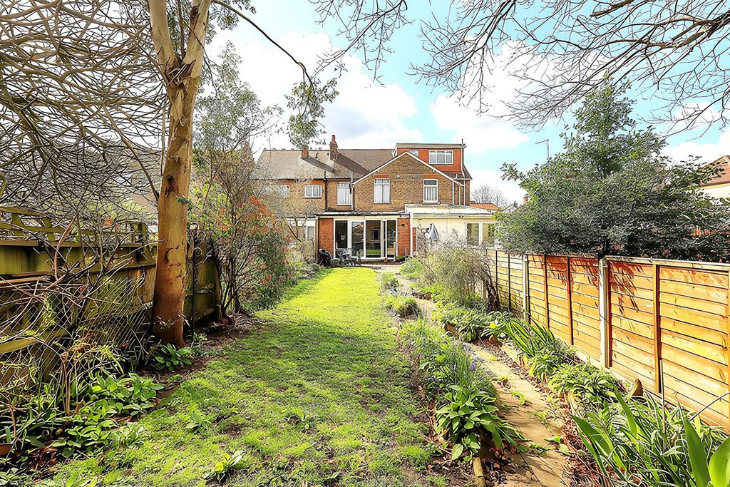 Property photo 2 of 12