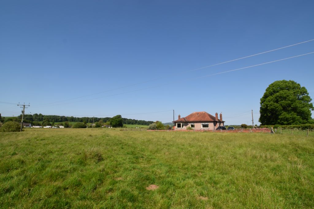 Property photo 1 of 34