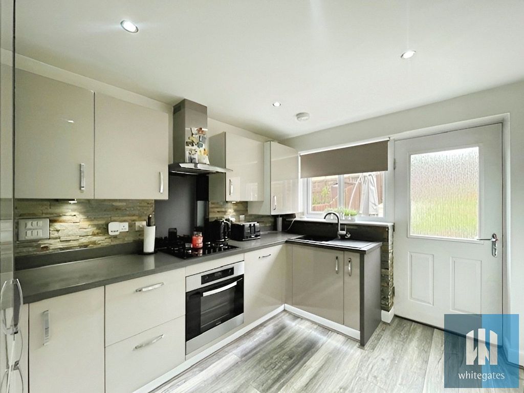 Property photo 2 of 18 Picture No. 06